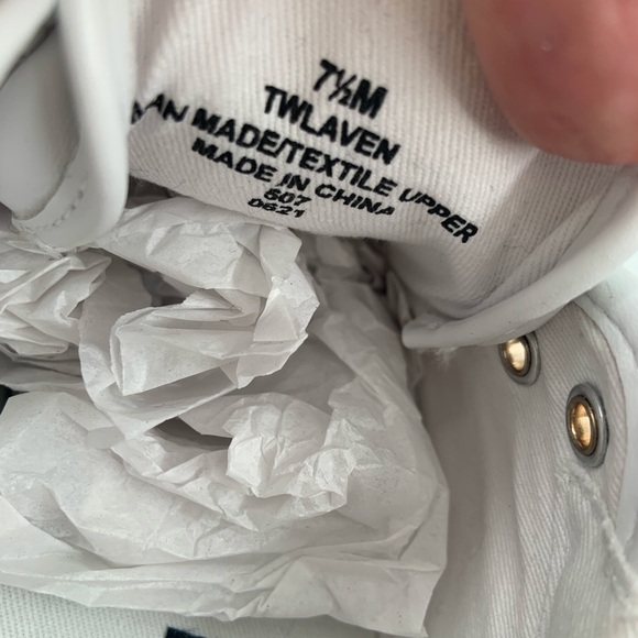 NWT NIB Tommy Hilfiger Laven Lace-Less Women’s White Slip On Sneaker Shoes - Picture 11 of 13